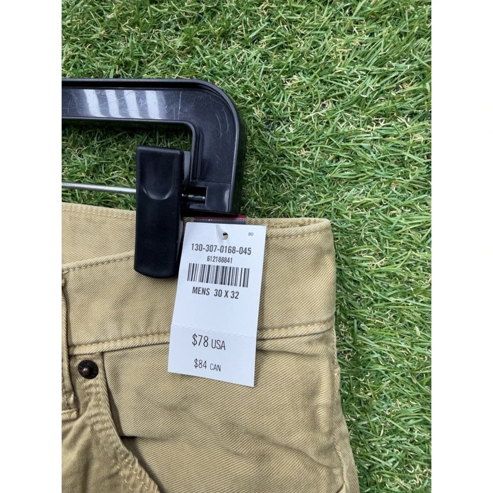Abercrombie & Fitch shop confidence